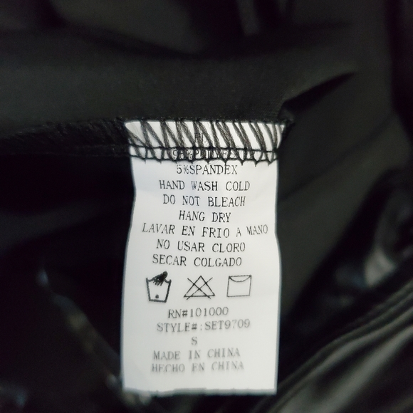 Vegan Faux Leather Mini Skirt Outfit - Picture 11 of 12